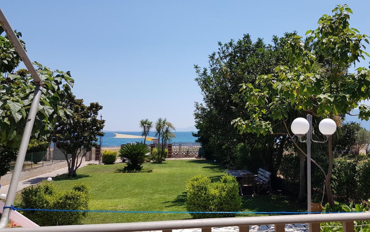 Country House By The Sea !!! Villa Karavomilos  Ngoại thất bức ảnh
