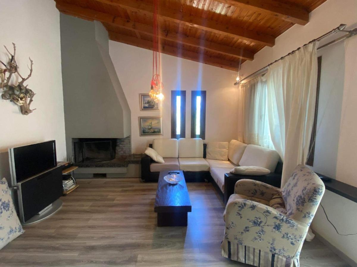 Country House By The Sea !!! Villa Karavomilos  Ngoại thất bức ảnh